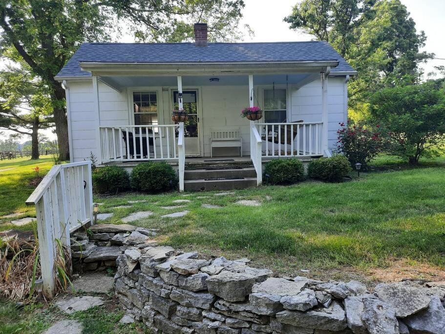 Charming Cottage On A City Farm! Lexington Buitenkant foto